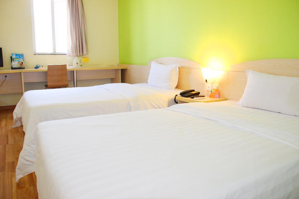 7Days Inn Guangzhou Shangxia Jiu Rd Exterior photo