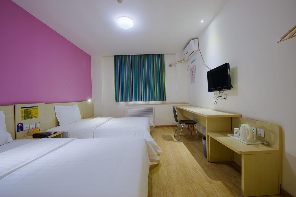 7Days Inn Guangzhou Shangxia Jiu Rd Exterior photo