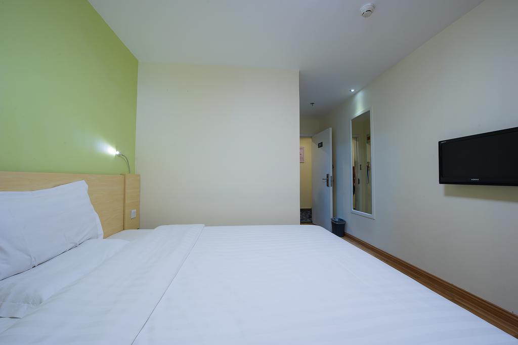 7Days Inn Guangzhou Shangxia Jiu Rd Exterior photo